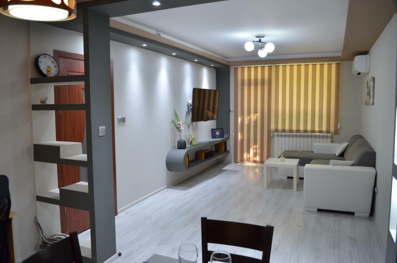 Luxury Apartment Near Varna, Located In Targovishte Zewnętrze zdjęcie